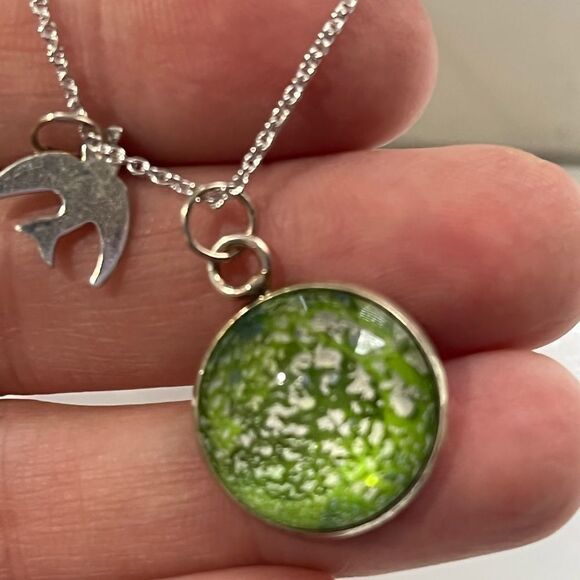 Bundle Sale 3 for $15 | Dove Costume Jewelry Necklace - Picture 4 of 9